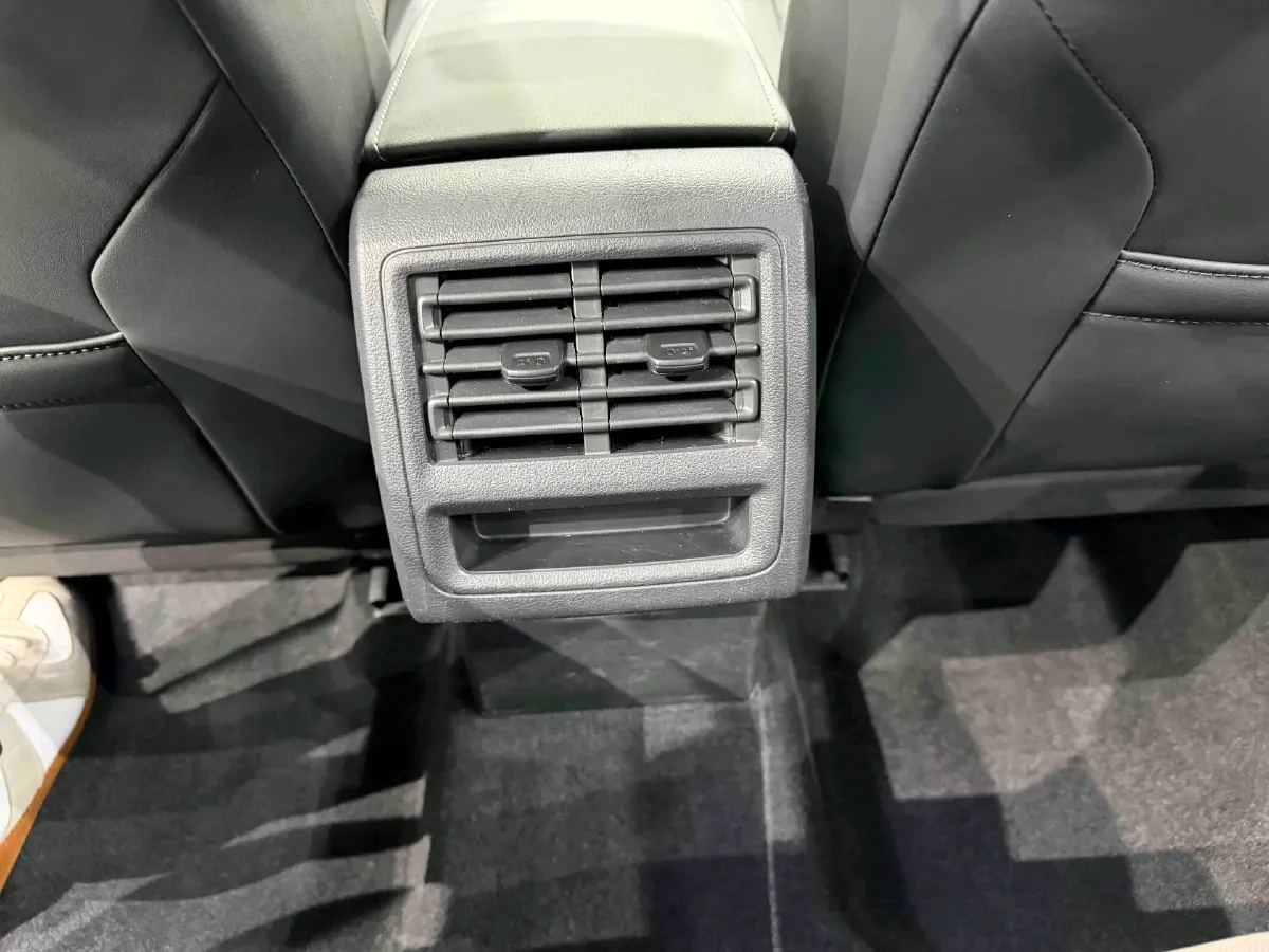 2023 Volkswagen Golf 1.4T 150HP L4 7DCT,autocango,china used car exporter,china ev exporter,chinese used car exporter,chinese used ev exporter