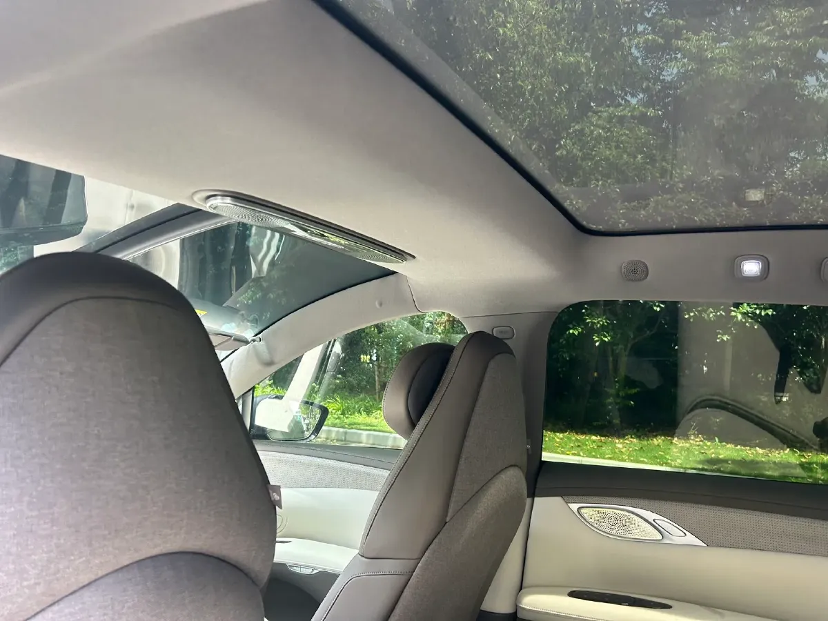 2023 IM LS7 BEV 90KWH,autocango,china used car exporter,china ev exporter,chinese used car exporter,chinese used ev exporter