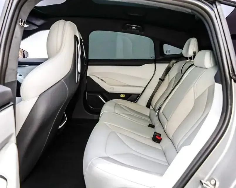 2025 Xpeng P7 BEV,autocango,china used car exporter,china ev exporter,chinese used car exporter,chinese used ev exporter