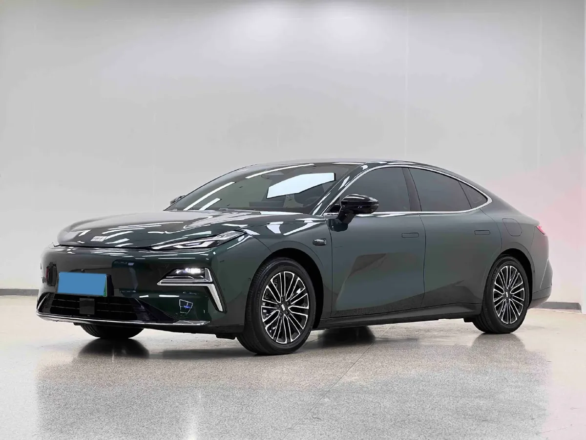 2025 Geely Galaxy Starshine 8 1.5L 112HP L4 1DHT PHEV,autocango,china used car exporter,china ev exporter,chinese used car exporter,chinese used ev exporter