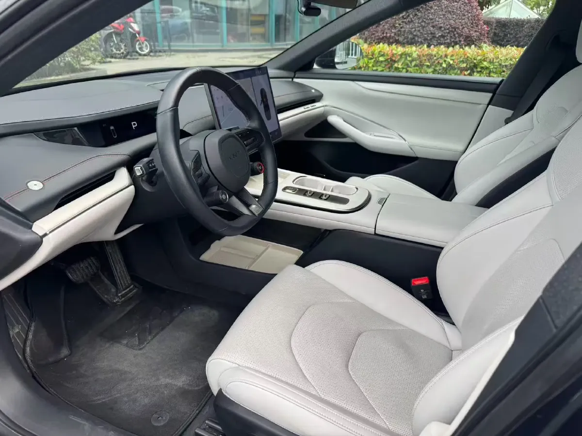 2024 MI SU7 BEV 73.6KWH,autocango,china used car exporter,china ev exporter,chinese used car exporter,chinese used ev exporter