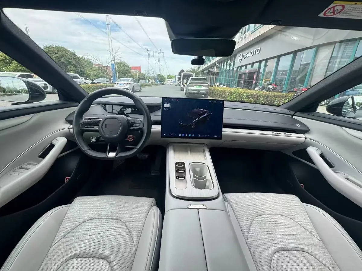 2024 MI SU7 BEV 73.6KWH,autocango,china used car exporter,china ev exporter,chinese used car exporter,chinese used ev exporter