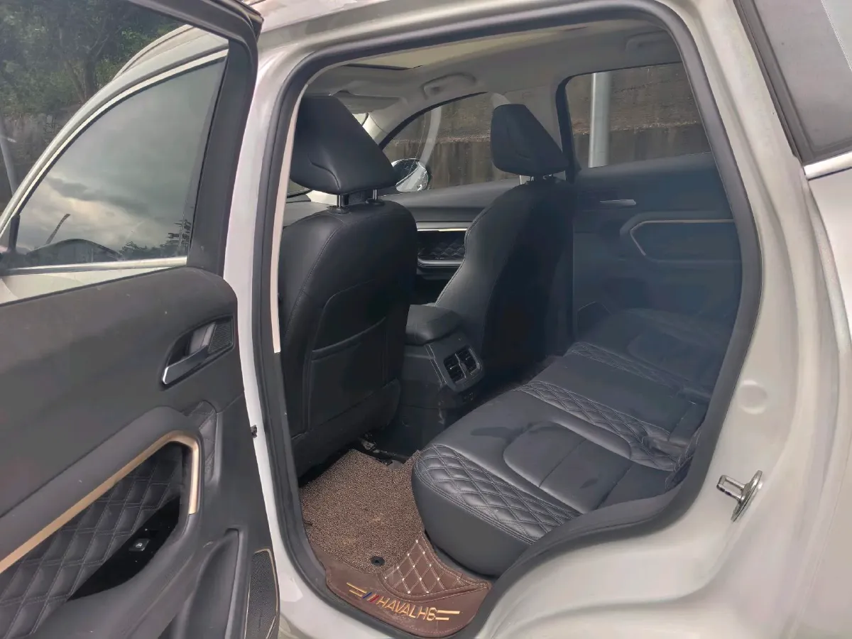 2021 Haval H6 1.5T 150HP L4 7DCT,autocango,china used car exporter,china ev exporter,chinese used car exporter,chinese used ev exporter