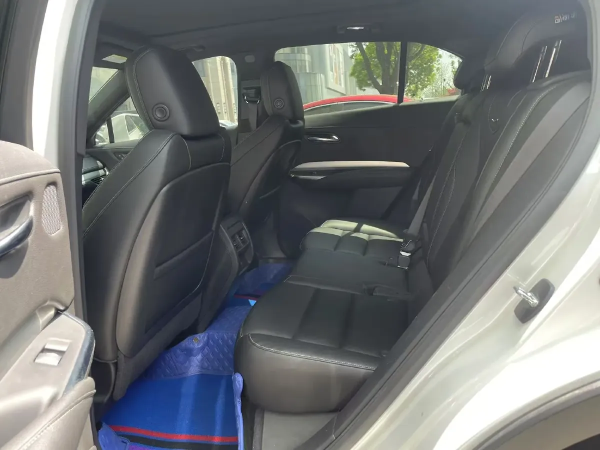 2020 Cadillac XT4 2.0T 241HP L4 9AT,autocango,china used car exporter,china ev exporter,chinese used car exporter,chinese used ev exporter