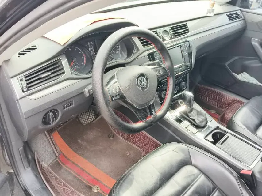 2017 Volkswagen Passat 1.8T 180HP L4 7DCT,autocango,china used car exporter,china ev exporter,chinese used car exporter,chinese used ev exporter