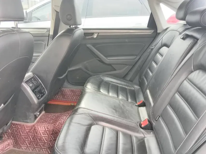 2017 Volkswagen Passat 1.8T 180HP L4 7DCT,autocango,china used car exporter,china ev exporter,chinese used car exporter,chinese used ev exporter