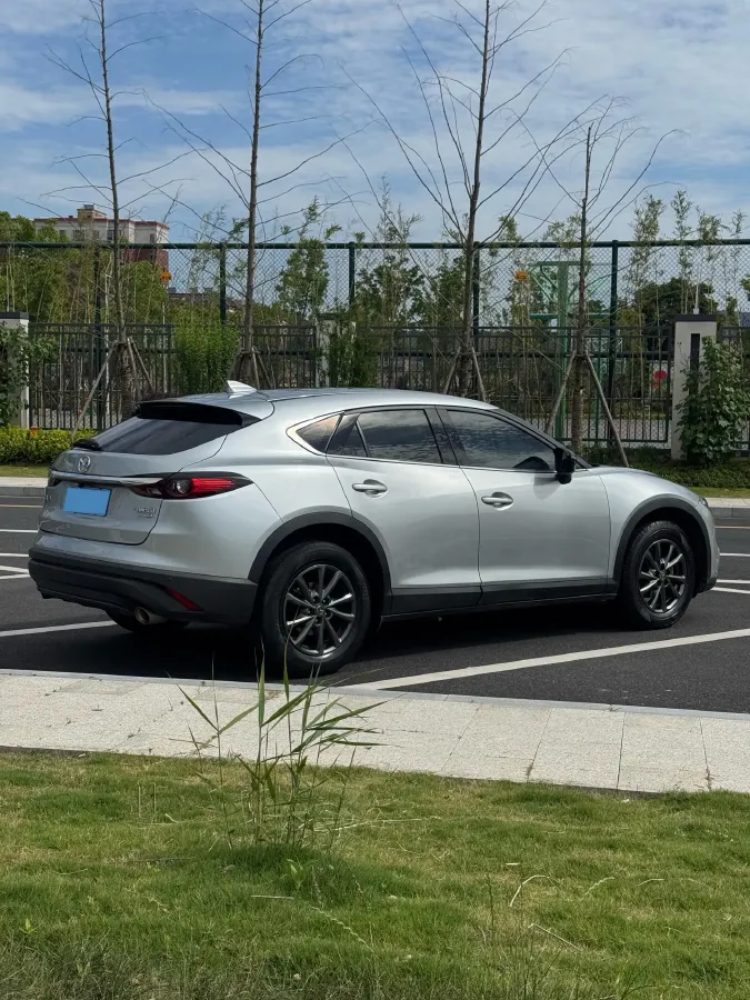 2021 Mazda CX-4 2.0L 158HP L4 6AT,autocango,china used car exporter,china ev exporter,chinese used car exporter,chinese used ev exporter