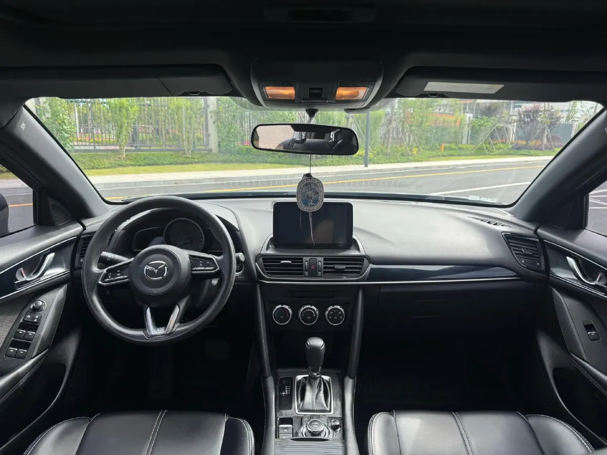 2021 Mazda CX-4 2.0L 158HP L4 6AT,autocango,china used car exporter,china ev exporter,chinese used car exporter,chinese used ev exporter