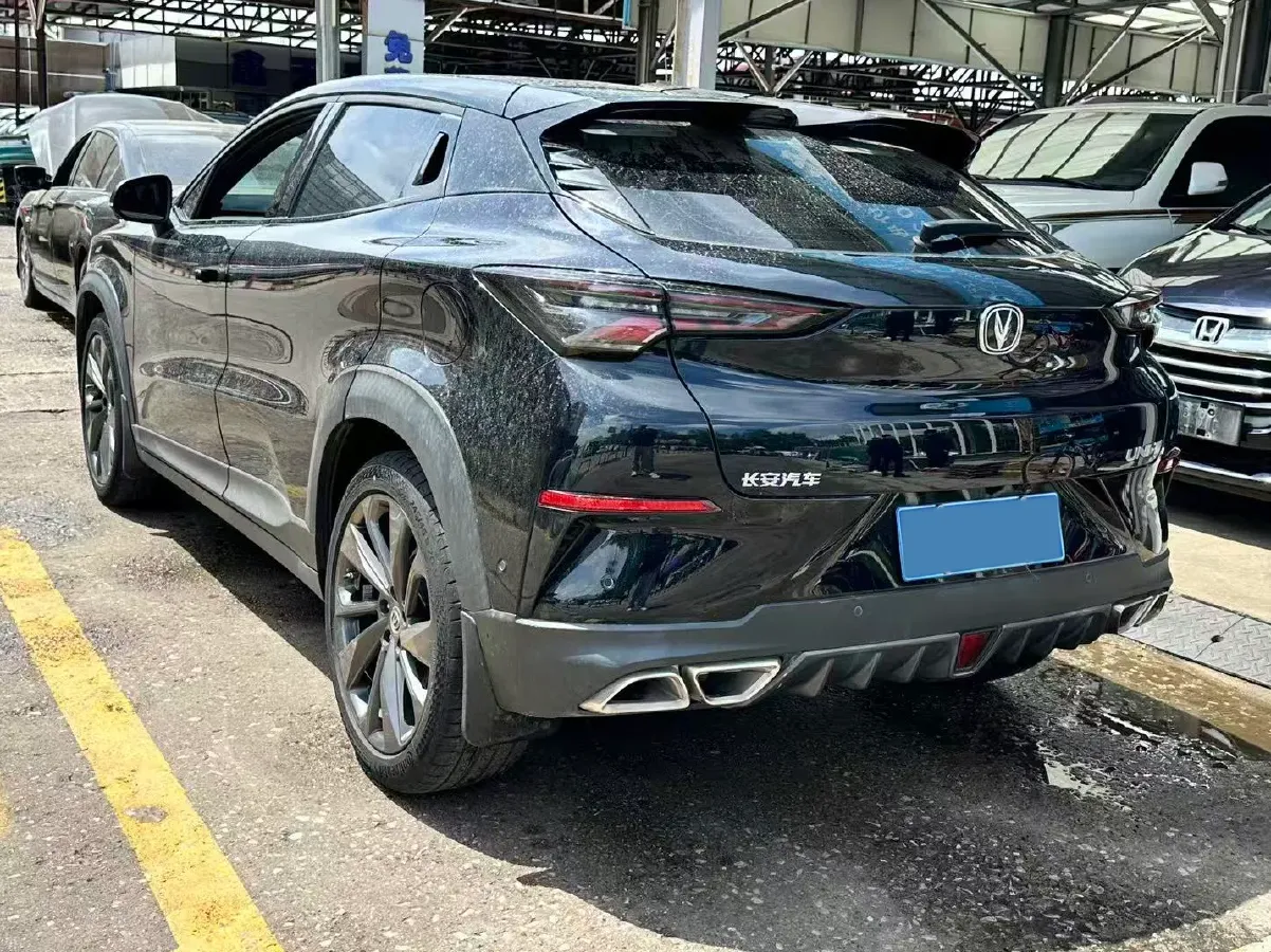 2020 ChangAn UNI-T 1.5T 180HP L4 7DCT,autocango,china used car exporter,china ev exporter,chinese used car exporter,chinese used ev exporter