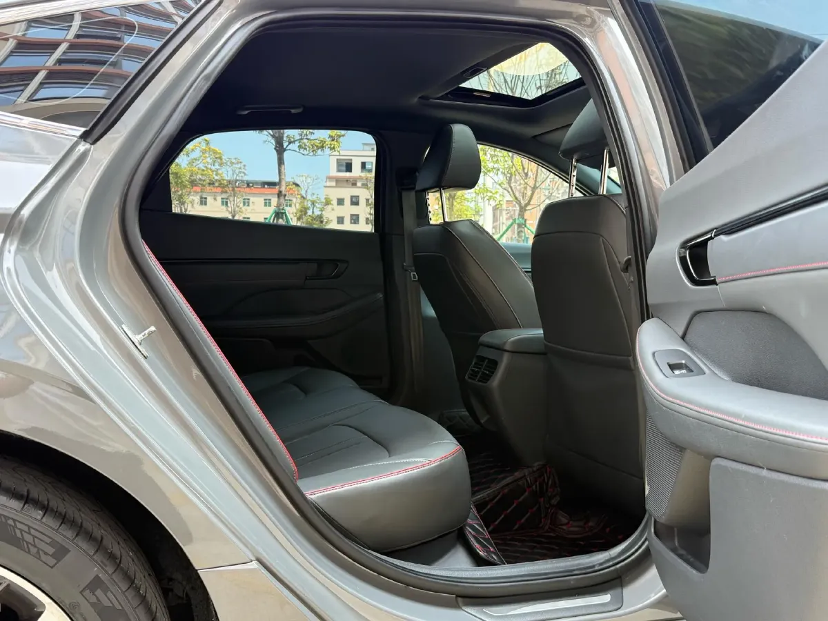2020 Hyundai Sonata 2.0T 240HP L4 8AT,autocango,china used car exporter,china ev exporter,chinese used car exporter,chinese used ev exporter