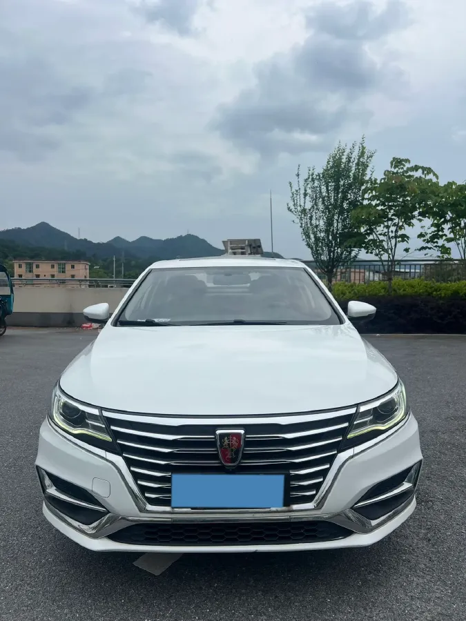 2019 Roewe i6 1.6L 125HP L4 CVT,autocango,china used car exporter,china ev exporter,chinese used car exporter,chinese used ev exporter
