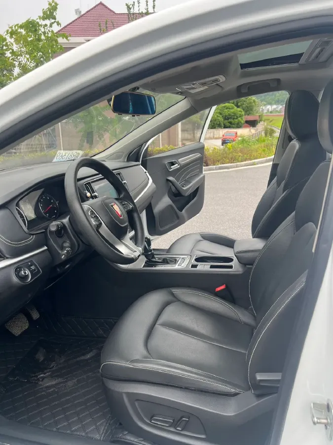 2019 Roewe i6 1.6L 125HP L4 CVT,autocango,china used car exporter,china ev exporter,chinese used car exporter,chinese used ev exporter