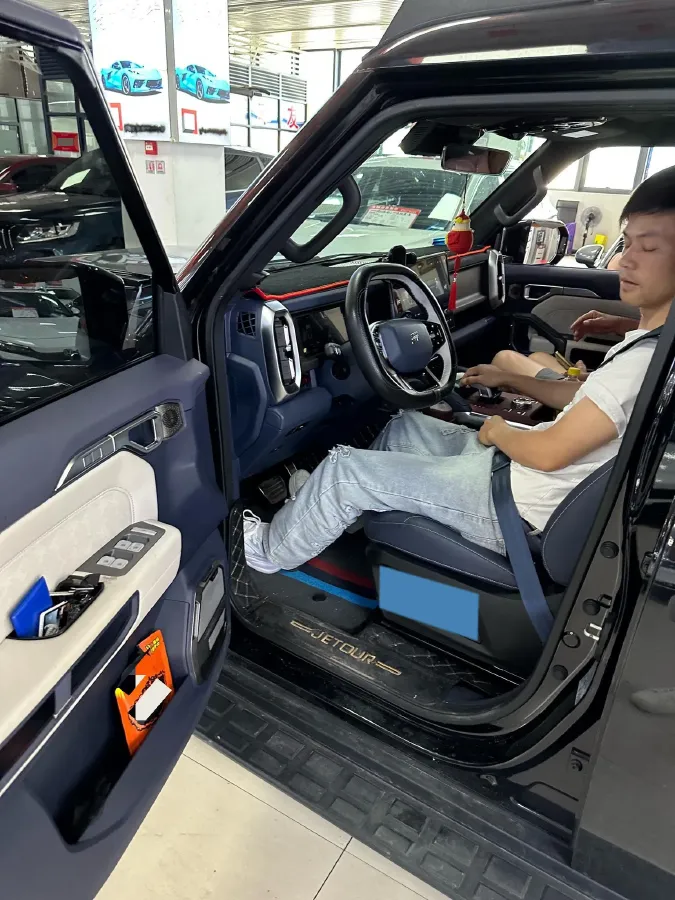 2024 Jetour ShanHai TravellerC-DM 1.5T 156HP L4 3DHT PHEV 43.24KWH,autocango,china used car exporter,china ev exporter,chinese used car exporter,chinese used ev exporter