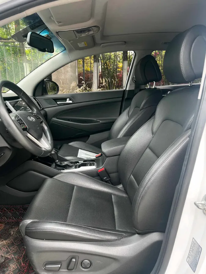 2018 Hyundai Tucson 1.6T 177HP L4 7DCT,autocango,china used car exporter,china ev exporter,chinese used car exporter,chinese used ev exporter