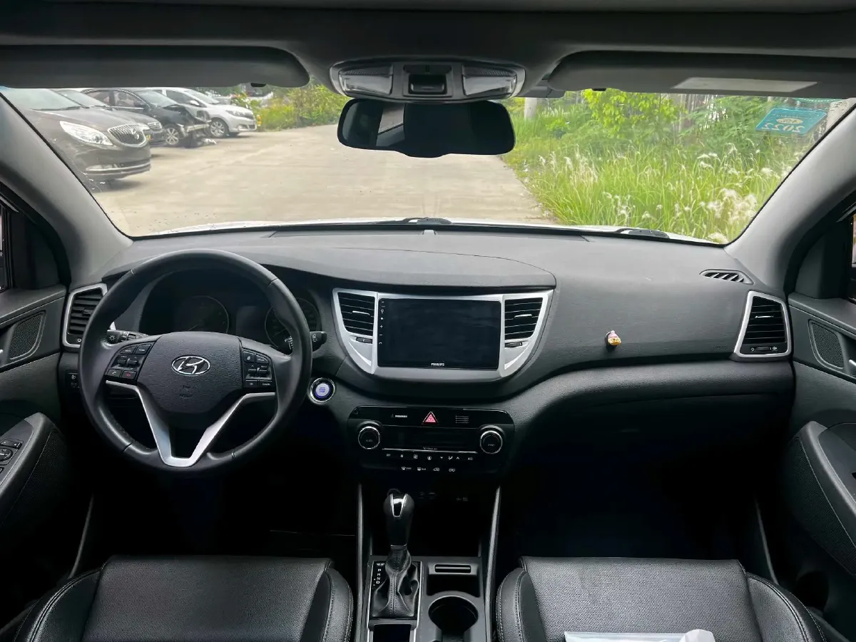 2018 Hyundai Tucson 1.6T 177HP L4 7DCT,autocango,china used car exporter,china ev exporter,chinese used car exporter,chinese used ev exporter