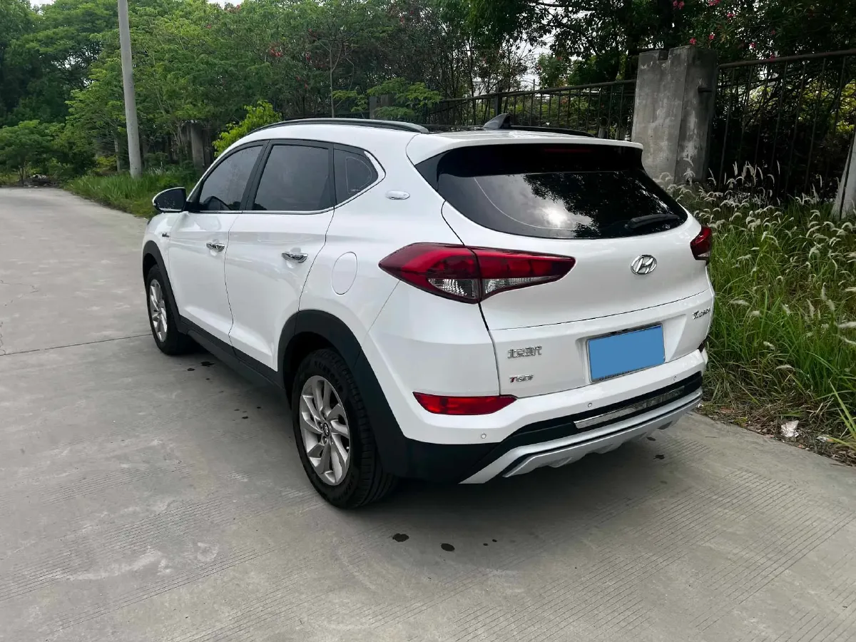 2018 Hyundai Tucson 1.6T 177HP L4 7DCT,autocango,china used car exporter,china ev exporter,chinese used car exporter,chinese used ev exporter