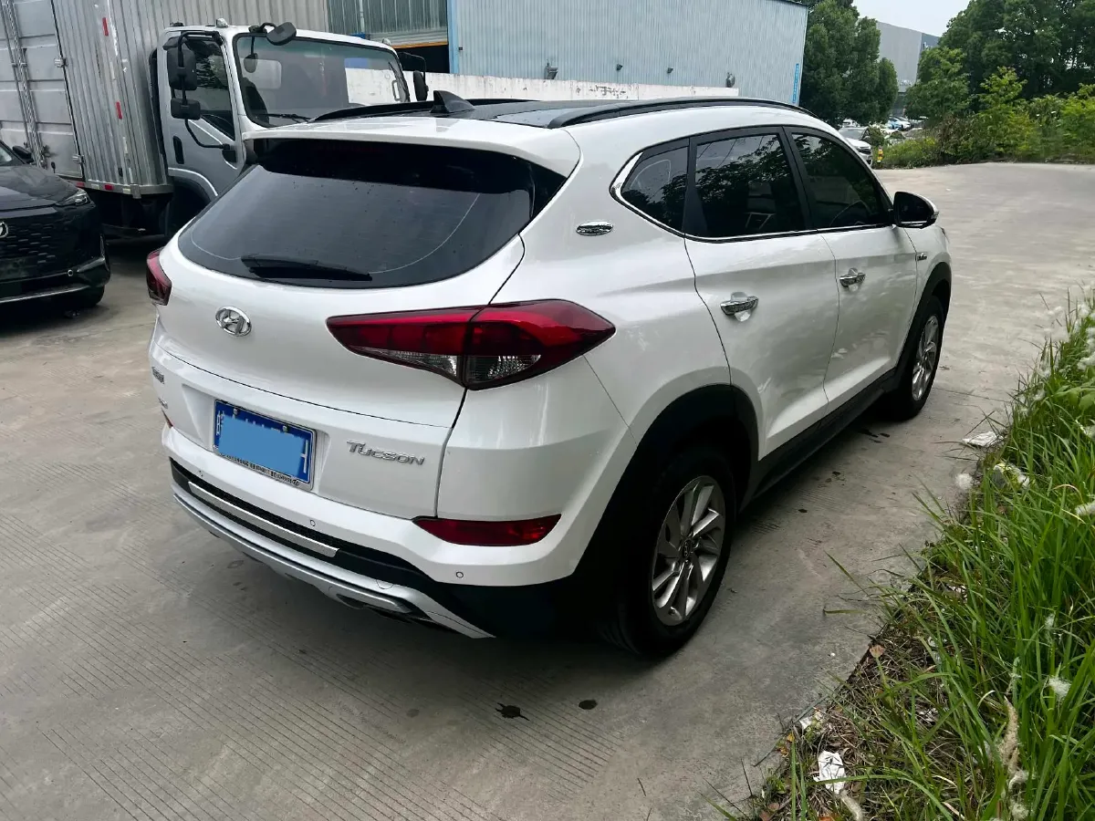 2018 Hyundai Tucson 1.6T 177HP L4 7DCT,autocango,china used car exporter,china ev exporter,chinese used car exporter,chinese used ev exporter