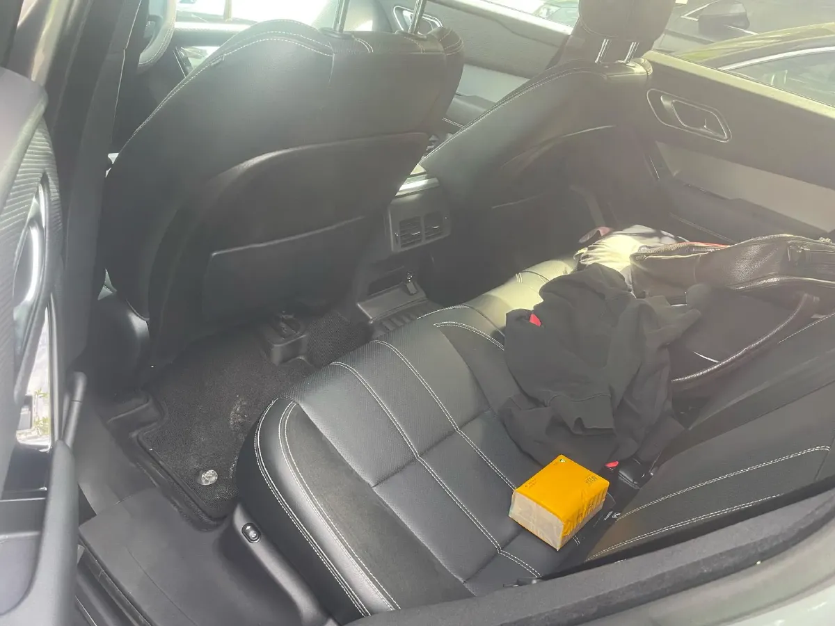2020 Land Rover Range Rover Velar 3.0T 340HP V6 8AT,autocango,china used car exporter,china ev exporter,chinese used car exporter,chinese used ev exporter