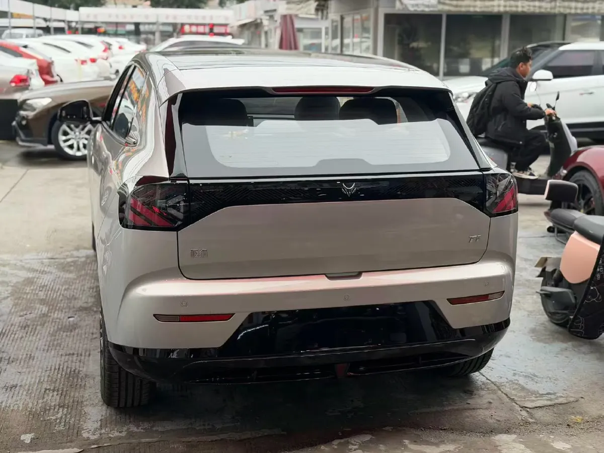 2025 WuLing HongGuang New Energy REEV 99HP REEV,autocango,china used car exporter,china ev exporter,chinese used car exporter,chinese used ev exporter