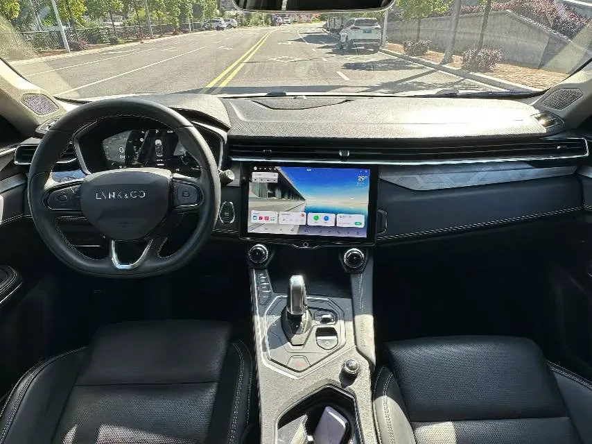 2023 MAXUS Interstellar 2.0T 261HP L4 8AT,autocango,china used car exporter,china ev exporter,chinese used car exporter,chinese used ev exporter