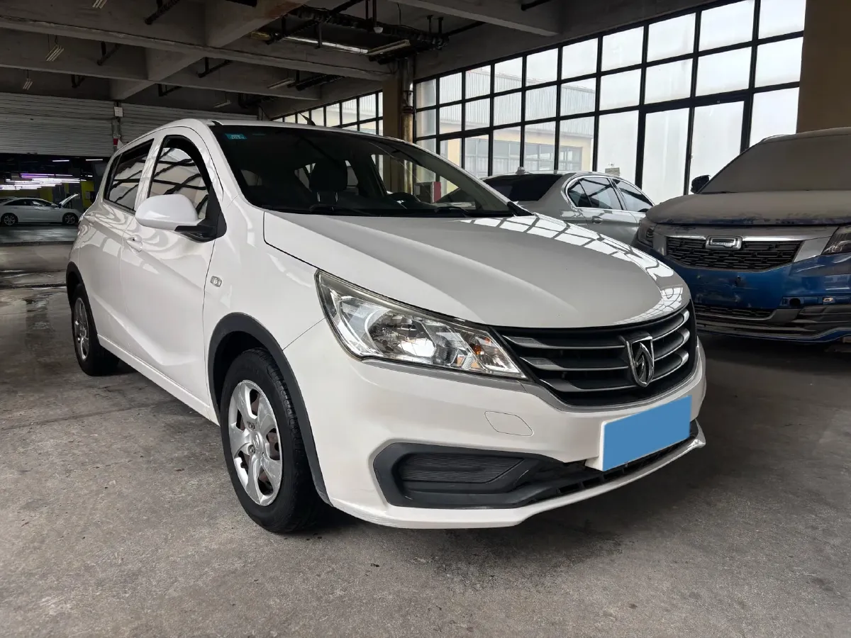 2016 BaoJun 310 1.2L 82HP L4 5MT,autocango,china used car exporter,china ev exporter,chinese used car exporter,chinese used ev exporter