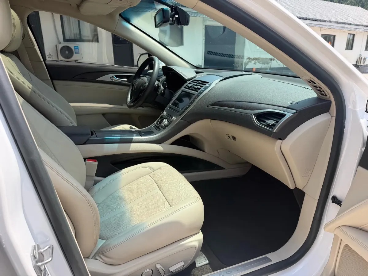 2019 Lincoln MKZ 2.0T 196HP L4 6AT,autocango,china used car exporter,china ev exporter,chinese used car exporter,chinese used ev exporter