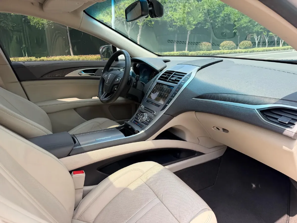 2019 Lincoln MKZ 2.0T 196HP L4 6AT,autocango,china used car exporter,china ev exporter,chinese used car exporter,chinese used ev exporter
