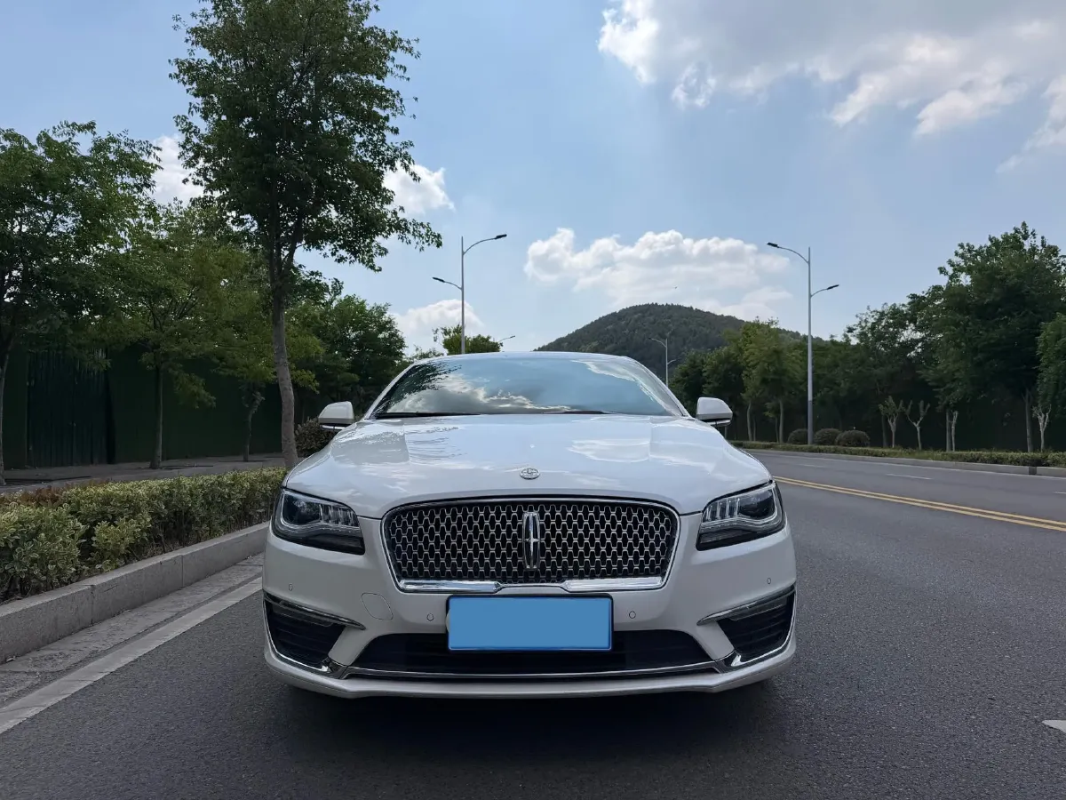 2019 Lincoln MKZ 2.0T 196HP L4 6AT,autocango,china used car exporter,china ev exporter,chinese used car exporter,chinese used ev exporter