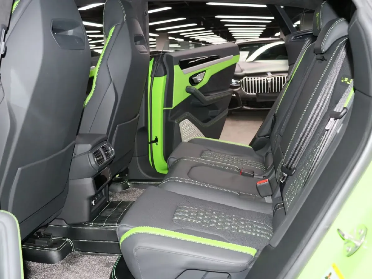 2023 Lamborghini Urus 4.0T 641HP V8 8AT,autocango,china used car exporter,china ev exporter,chinese used car exporter,chinese used ev exporter