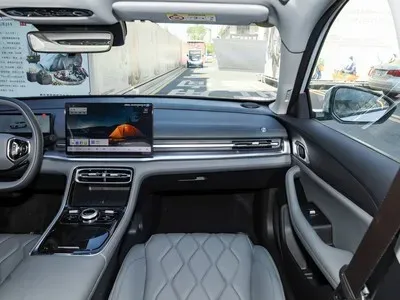 2025 Geely Galaxy A7 1.5L 112HP L4 1DHT PHEV,autocango,china used car exporter,china ev exporter,chinese used car exporter,chinese used ev exporter