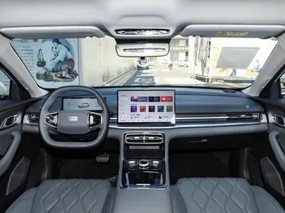 2025 Geely Galaxy A7 1.5L 112HP L4 1DHT PHEV,autocango,china used car exporter,china ev exporter,chinese used car exporter,chinese used ev exporter