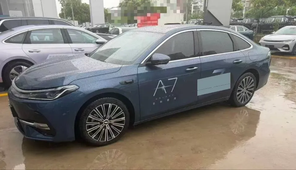 2025 Geely Galaxy A7 1.5L 112HP L4 1DHT PHEV,autocango,china used car exporter,china ev exporter,chinese used car exporter,chinese used ev exporter