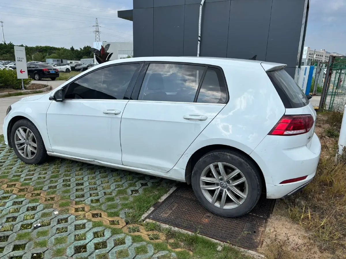 2019 Chery Tiggo 8 1.6T 197HP L4 7DCT,autocango,china used car exporter,china ev exporter,chinese used car exporter,chinese used ev exporter