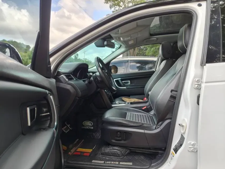 2019 Land Rover Discovery Sport 2.0T 241HP L4 9AT,autocango,china used car exporter,china ev exporter,chinese used car exporter,chinese used ev exporter