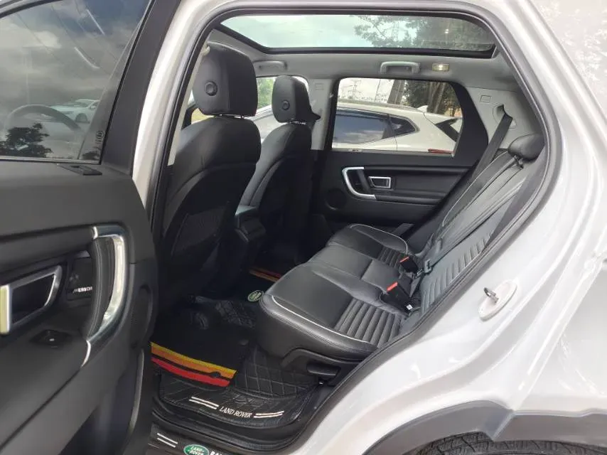 2019 Land Rover Discovery Sport 2.0T 241HP L4 9AT,autocango,china used car exporter,china ev exporter,chinese used car exporter,chinese used ev exporter