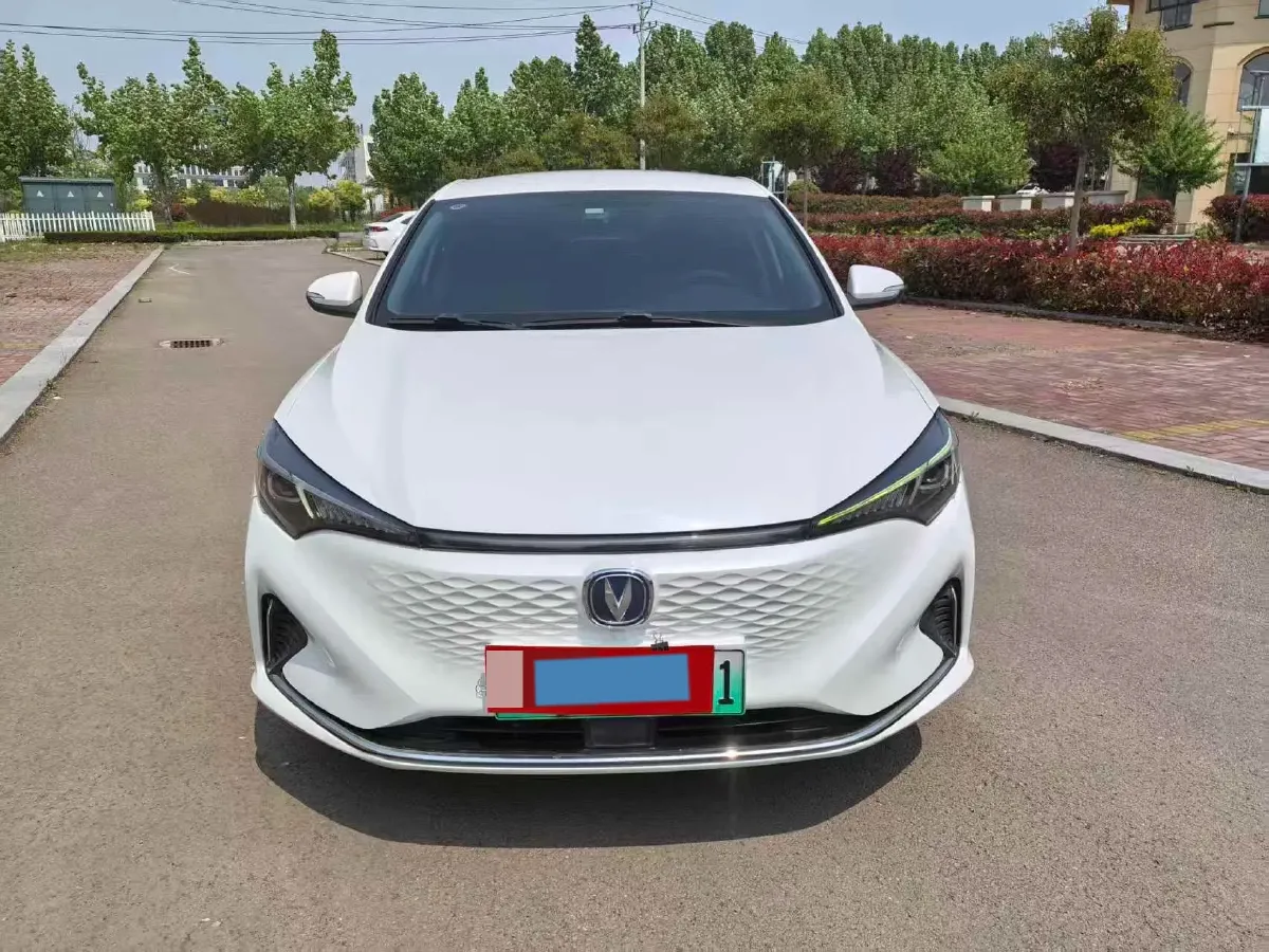 2022 ChangAn Eado BEV 53.64KWH,autocango,china used car exporter,china ev exporter,chinese used car exporter,chinese used ev exporter