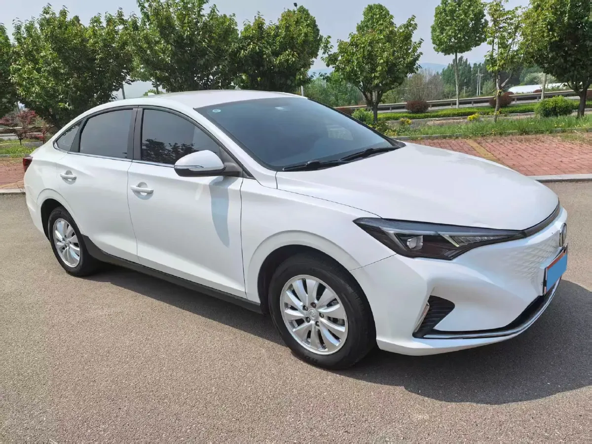 2022 ChangAn Eado BEV 53.64KWH,autocango,china used car exporter,china ev exporter,chinese used car exporter,chinese used ev exporter
