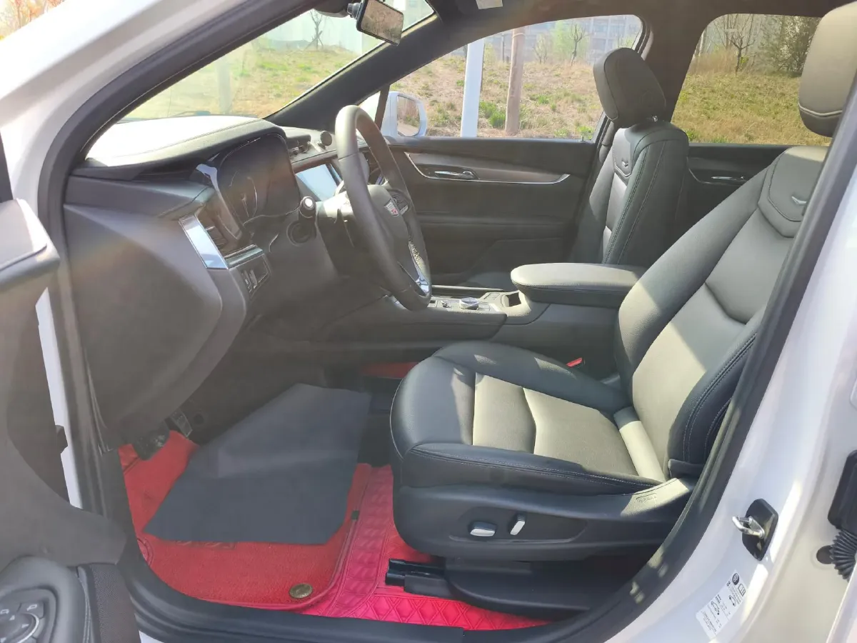 2020 Cadillac XT6 2.0T 237HP L4 9AT,autocango,china used car exporter,china ev exporter,chinese used car exporter,chinese used ev exporter