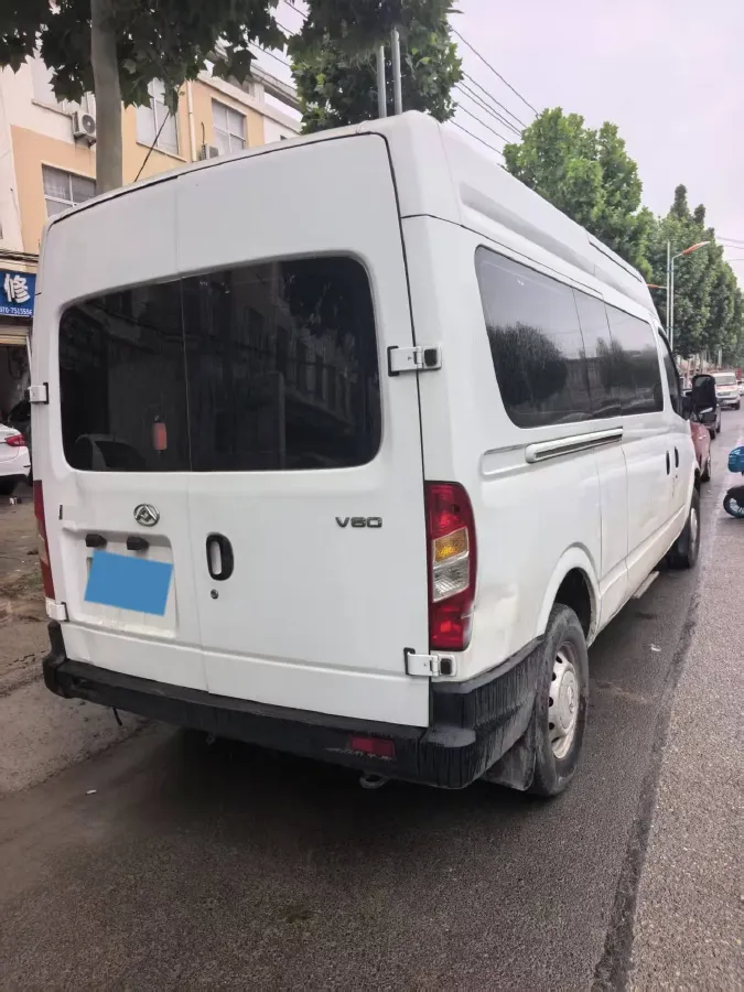 2018 MAXUS XinTu V80 2.5T 136HP L4 6MT,autocango,china used car exporter,china ev exporter,chinese used car exporter,chinese used ev exporter