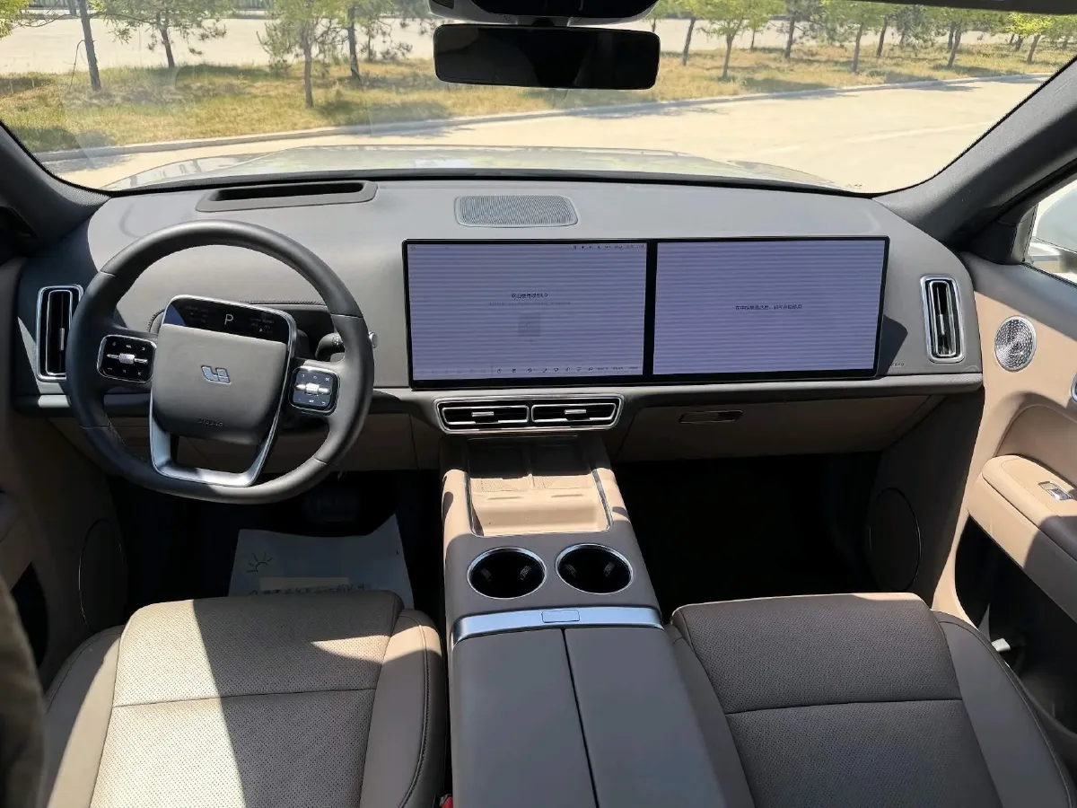 2025 Li L9 Range Extended 154HP REEV,autocango,china used car exporter,china ev exporter,chinese used car exporter,chinese used ev exporter