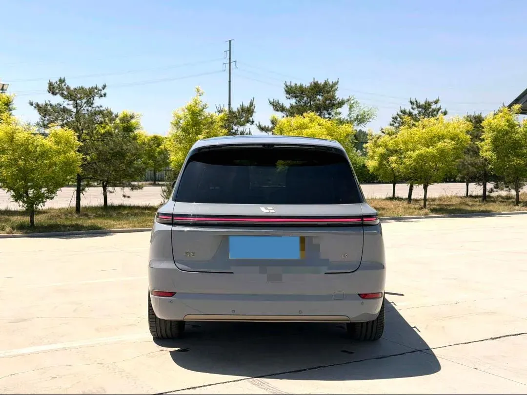 2025 Li L9 Range Extended 154HP REEV,autocango,china used car exporter,china ev exporter,chinese used car exporter,chinese used ev exporter