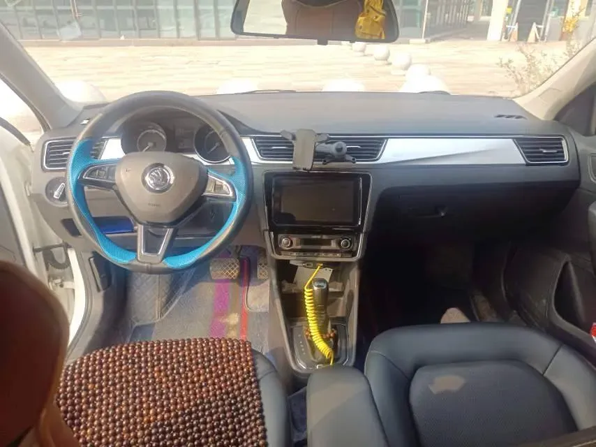 2020 Skoda Rapid 1.5L 112HP L4 6AT,autocango,china used car exporter,china ev exporter,chinese used car exporter,chinese used ev exporter