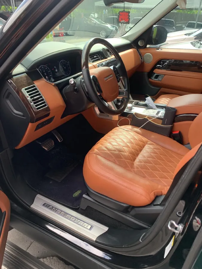 2020 Land Rover Range Rover 3.0T 400HP L6 8AT,autocango,china used car exporter,china ev exporter,chinese used car exporter,chinese used ev exporter