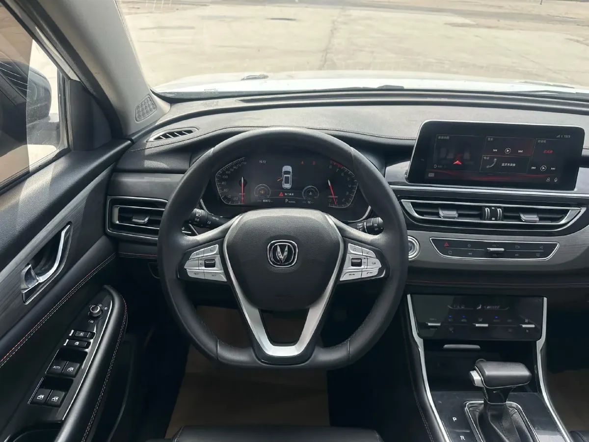 2021 ChangAn CS75 1.5T 178HP L4 7DCT,autocango,china used car exporter,china ev exporter,chinese used car exporter,chinese used ev exporter