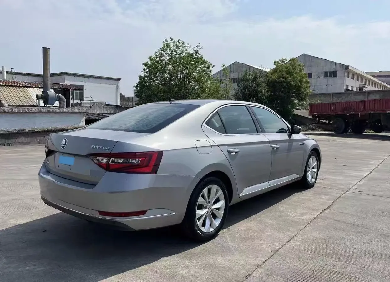 2019 BYD Song MAX 1.5T 154HP L4 6DCT PHEV 15.98KWH,autocango,china used car exporter,china ev exporter,chinese used car exporter,chinese used ev exporter