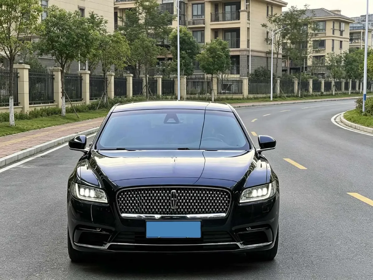 2017 Lincoln Continental 2.0T 261HP L4 6AT,autocango,china used car exporter,china ev exporter,chinese used car exporter,chinese used ev exporter