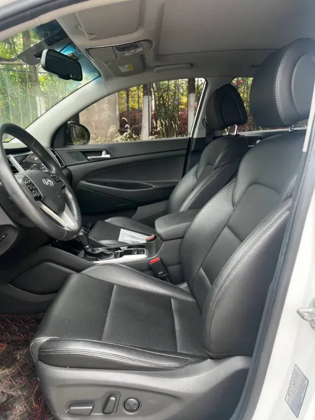 2018 Hyundai Tucson 1.6T 177HP L4 7DCT,autocango,china used car exporter,china ev exporter,chinese used car exporter,chinese used ev exporter