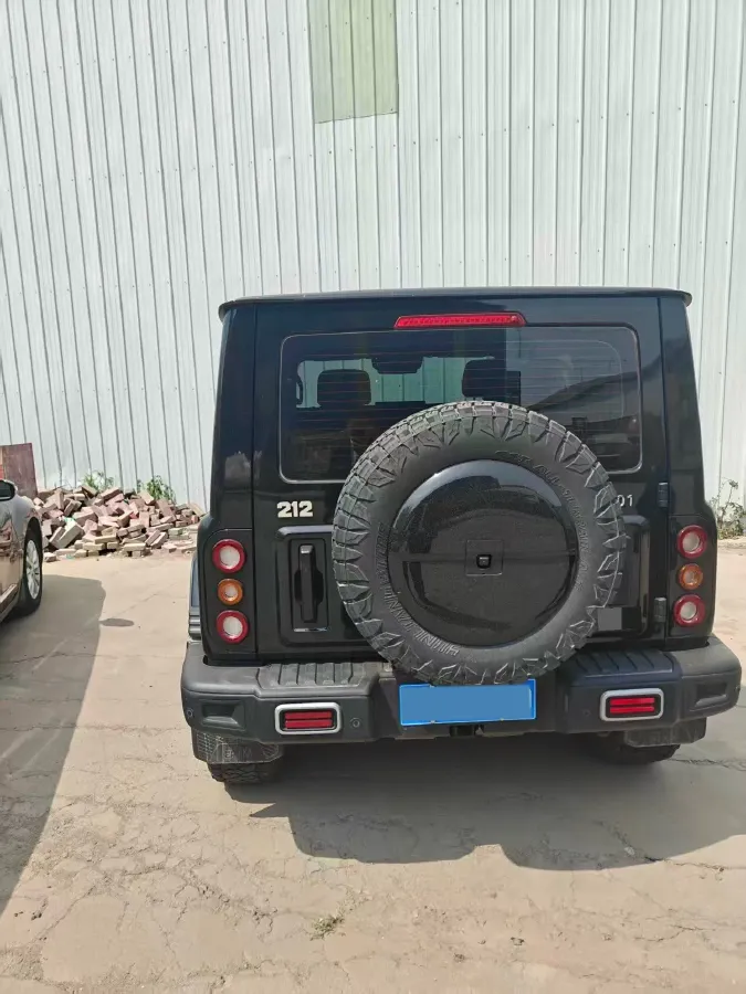 2025 212 212 T01 2.0T 252HP L4 8AT,autocango,china used car exporter,china ev exporter,chinese used car exporter,chinese used ev exporter