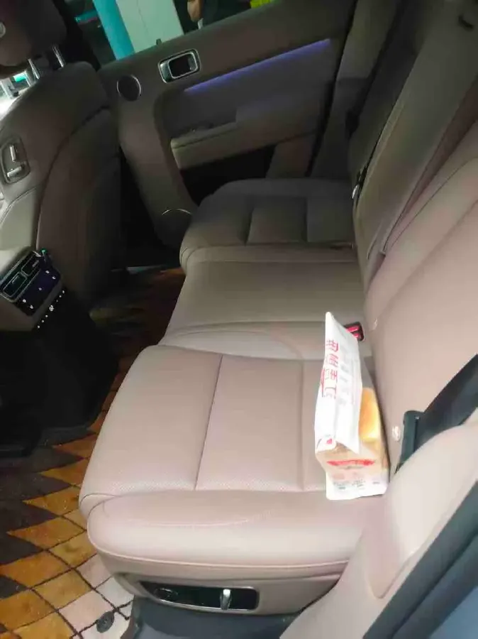 2025 Li L7 Range Extended 154HP REEV,autocango,china used car exporter,china ev exporter,chinese used car exporter,chinese used ev exporter
