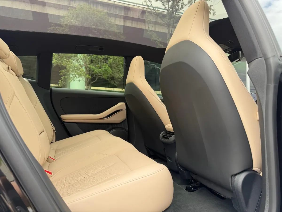 2024 NIO ET5T BEV 75KWH,autocango,china used car exporter,china ev exporter,chinese used car exporter,chinese used ev exporter
